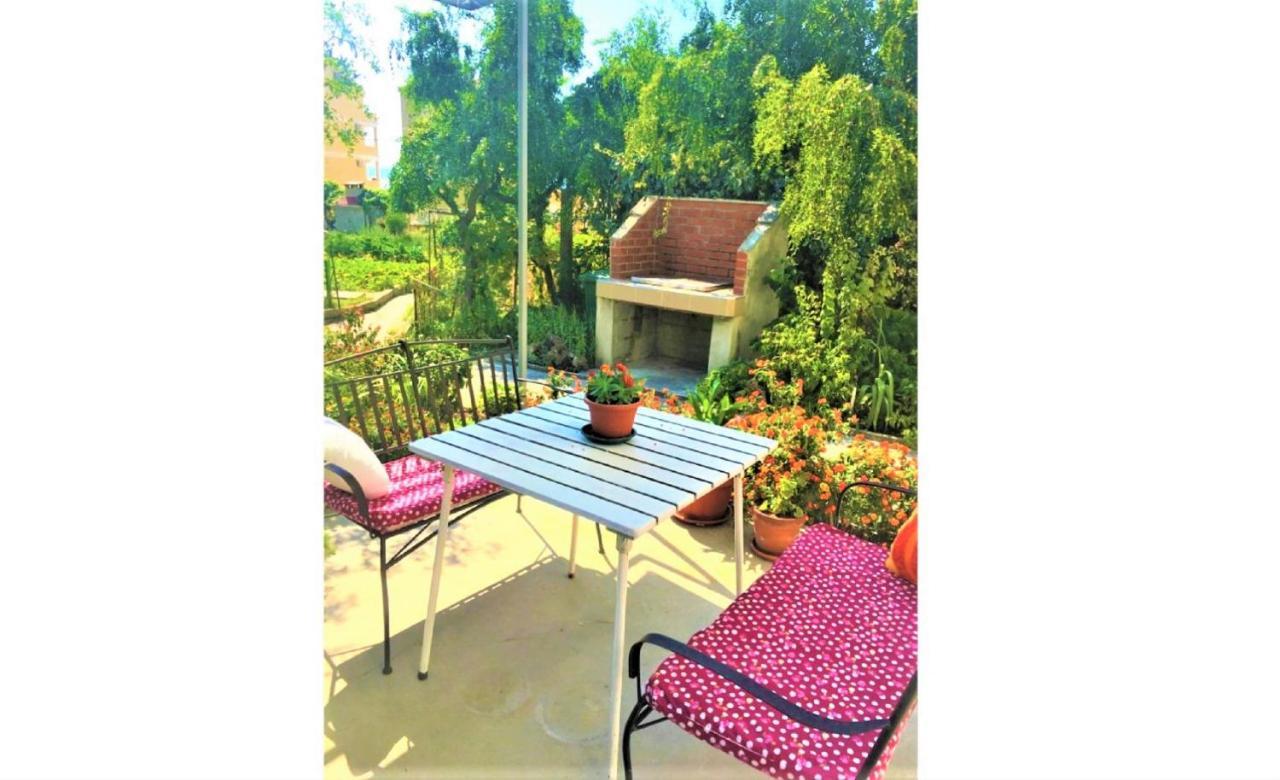Apartments Garden House Подгора Екстериор снимка