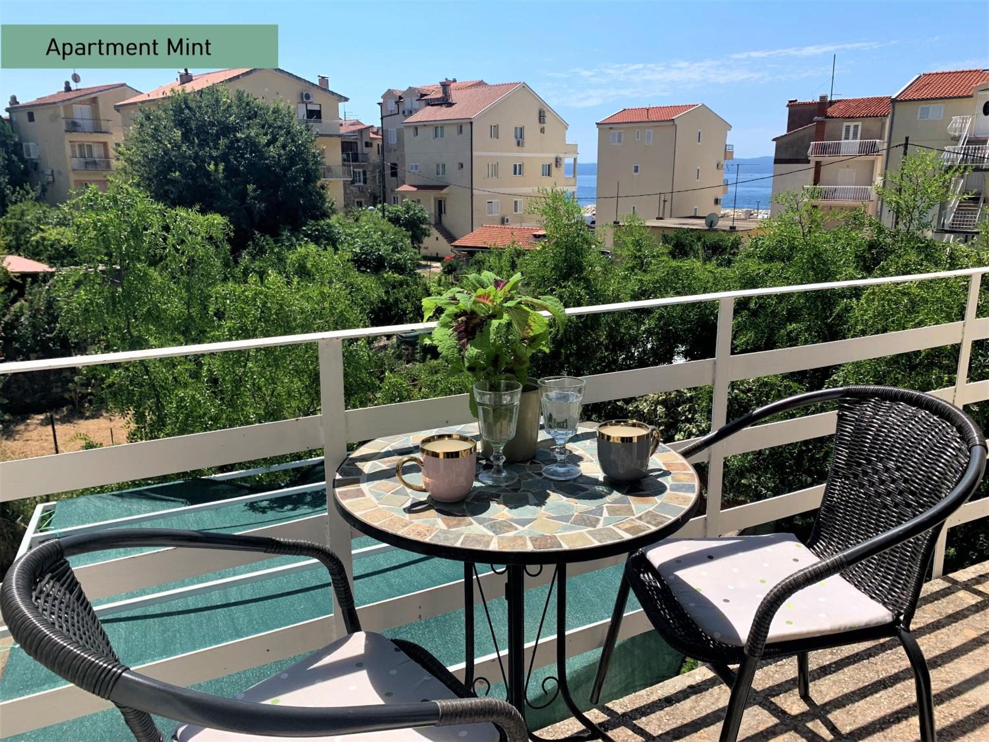 Apartments Garden House Подгора Екстериор снимка