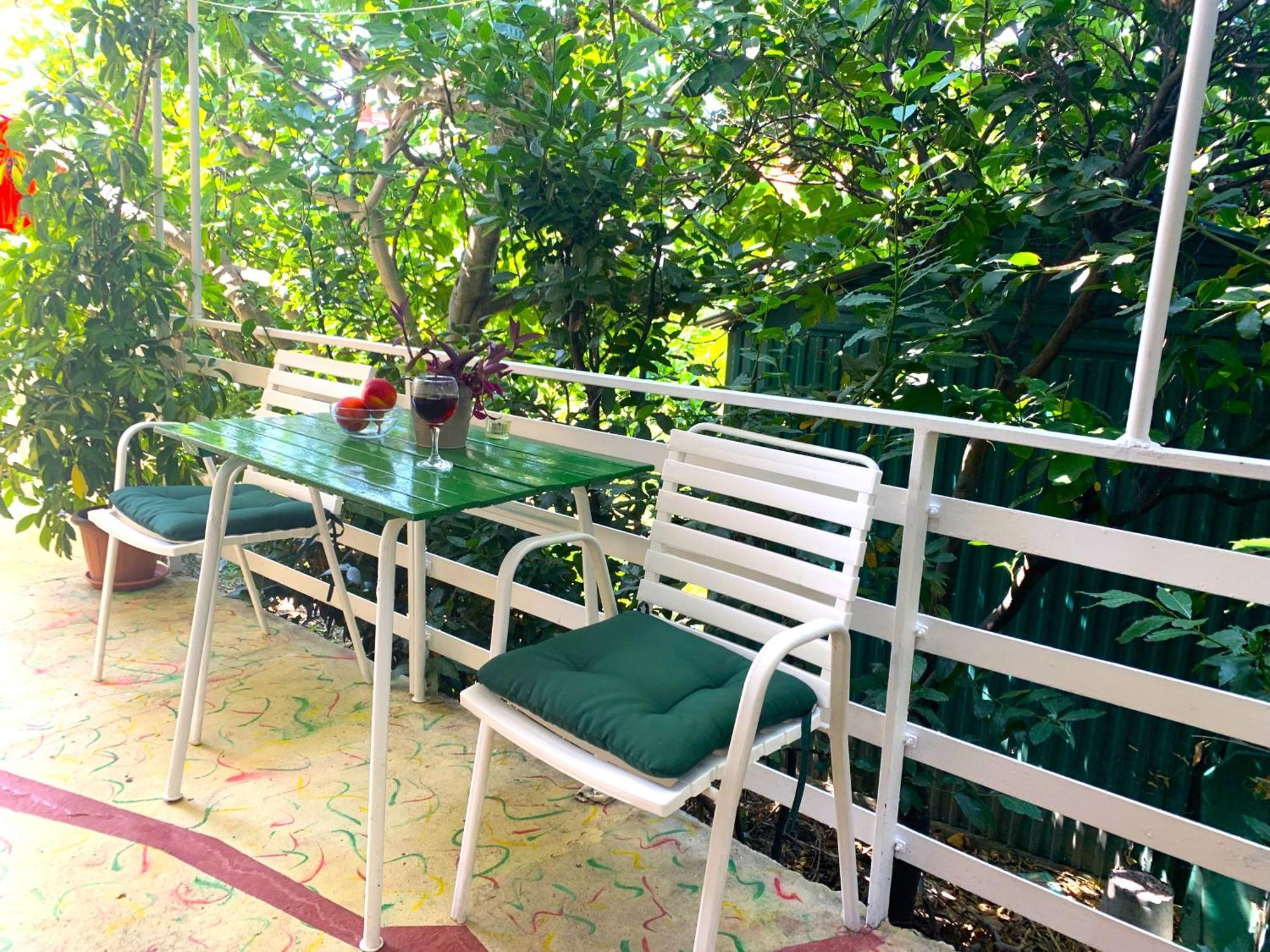 Apartments Garden House Подгора Стая снимка